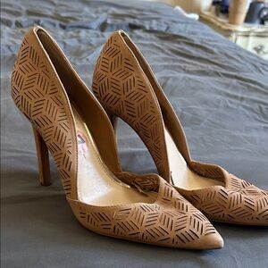 Jessica Simpson Tan Geometric Heels